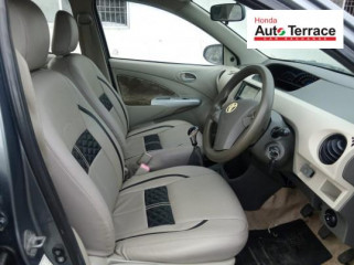 2015 Toyota&nbsp;Etios Liva V