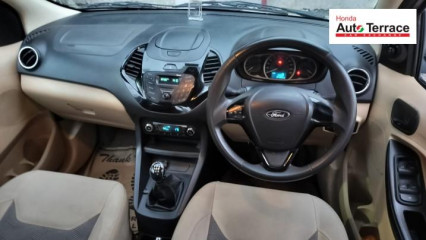 2015 Ford&nbsp;Figo 1.2P Base MT