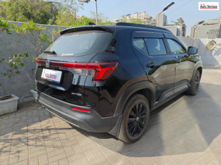 2025 Honda&nbsp;Elevate ZX Black Edition CVT